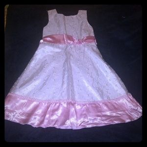 Girls 8 white and pink embroider dress